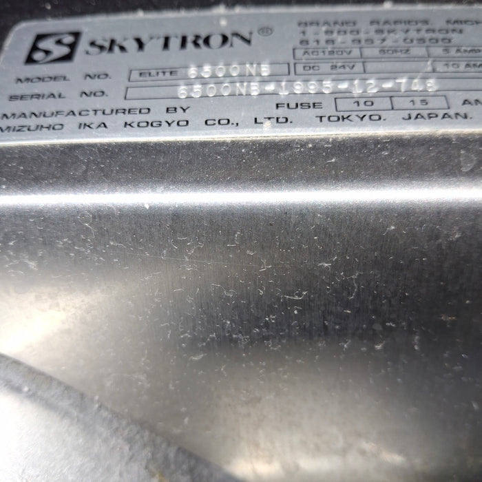 Skytron 6500 Elite Surgical Table