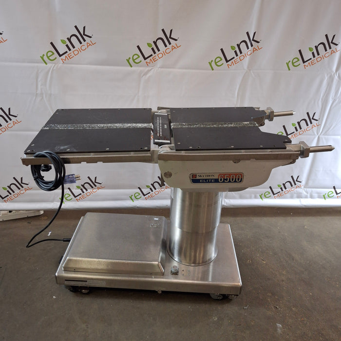 Skytron 6500 Elite Surgical Table