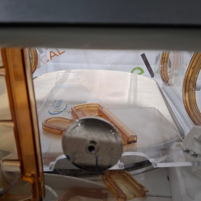 Datex-Ohmeda Giraffe Omnibed Infant Incubator/Warmer