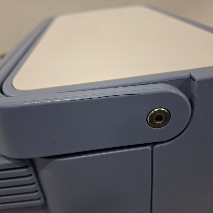 Respironics Trilogy 202 Ventilator