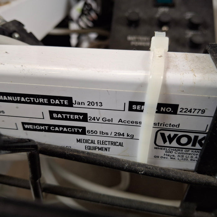 SizeWise SizeWise 41060000-25" Shuttle A Series Stretcher Chair Beds & Stretchers reLink Medical