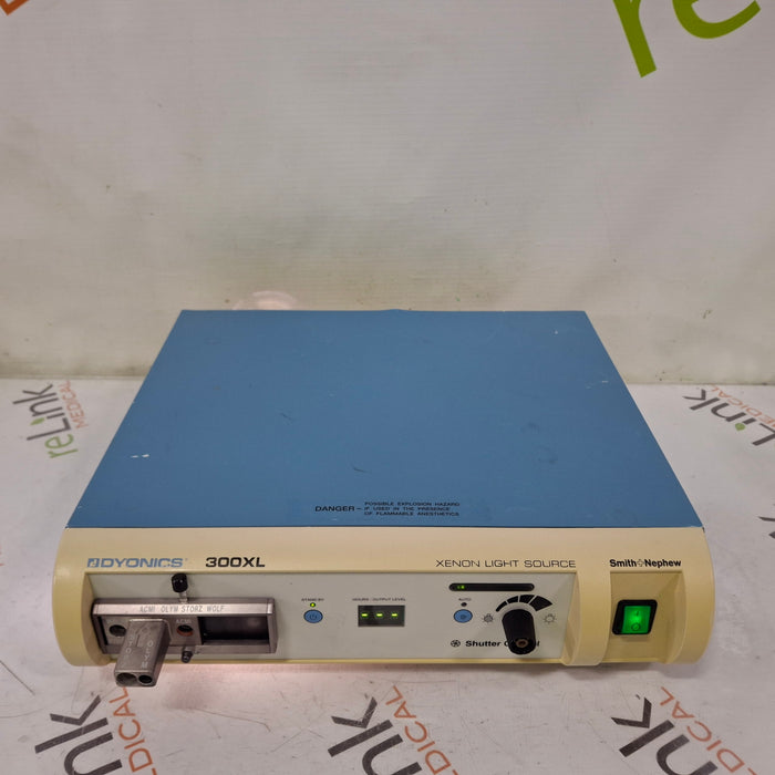Smith & Nephew Smith & Nephew Dyonics 300XL Xenon Light Source Rigid Endoscopy reLink Medical