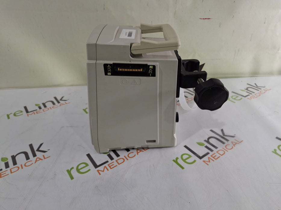 CareFusion CareFusion Alaris 8015 Large Screen POC Infusion Pump Infusion Pump reLink Medical