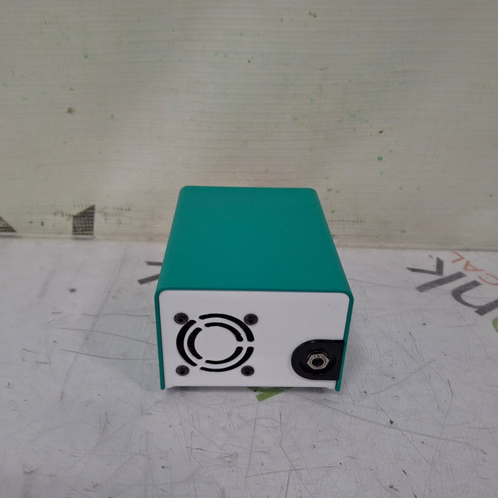 USHIO America. Inc. USHIO America. Inc. Midori ULB-35 Fiber Optic Light Source Surgical Equipment reLink Medical