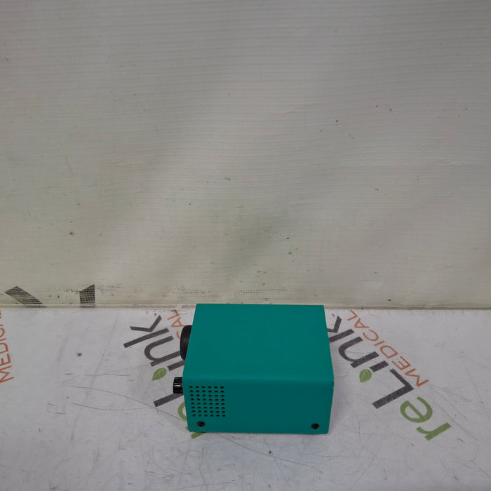 USHIO America. Inc. USHIO America. Inc. Midori ULB-35 Fiber Optic Light Source Surgical Equipment reLink Medical