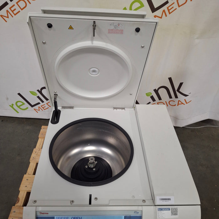 Sorvall ST16R Bench Top Refrigerated Centrifuge