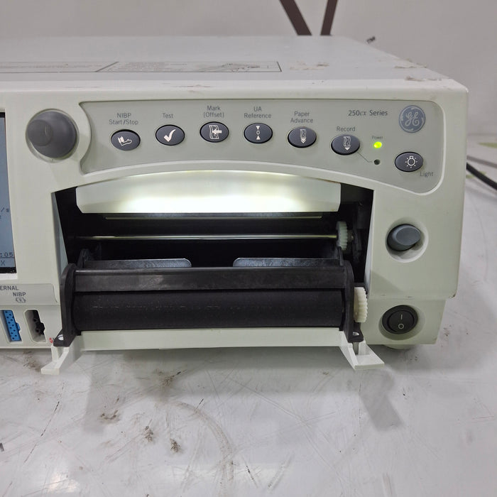 GE Healthcare GE Healthcare Corometrics 250cx Series Model 259cx-c Fetal Monitor Patient Monitors reLink Medical