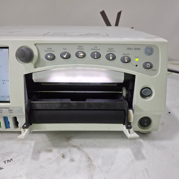 GE Healthcare GE Healthcare Corometrics 250cx Series Model 259cx-c Fetal Monitor Patient Monitors reLink Medical