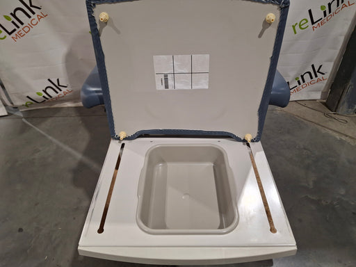 Midmark Midmark 204 Exam Table Exam Chairs / Tables reLink Medical