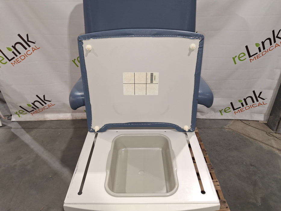 Midmark Midmark 204 Exam Table Exam Chairs / Tables reLink Medical