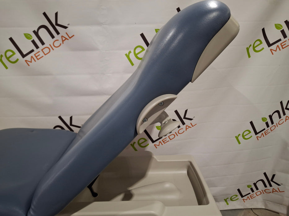 Midmark Midmark 204 Exam Table Exam Chairs / Tables reLink Medical