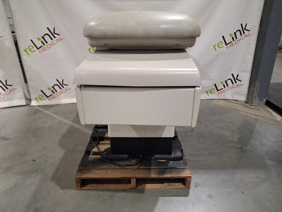 Midmark Midmark 625 Barrier-Free Power Exam Table Exam Chairs / Tables reLink Medical