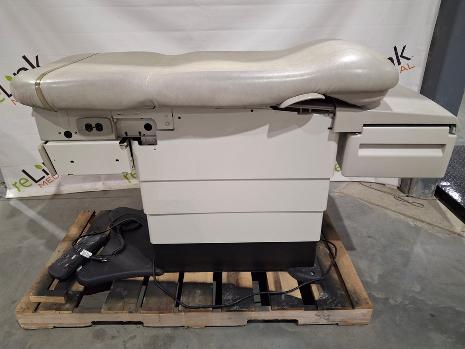 Midmark Midmark 625 Barrier-Free Power Exam Table Exam Chairs / Tables reLink Medical
