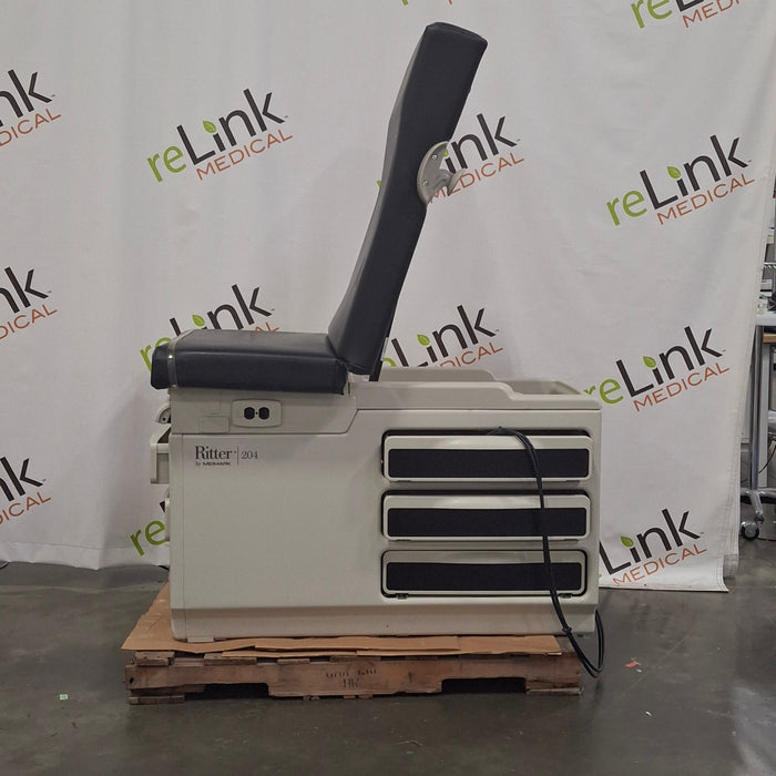 Midmark Midmark 204 Exam Table Exam Chairs / Tables reLink Medical