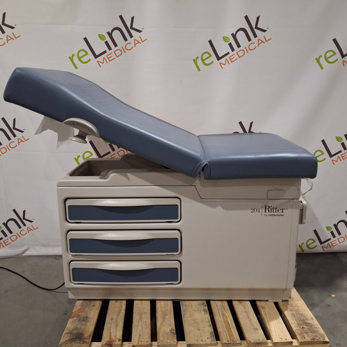 Midmark 204 Exam Table