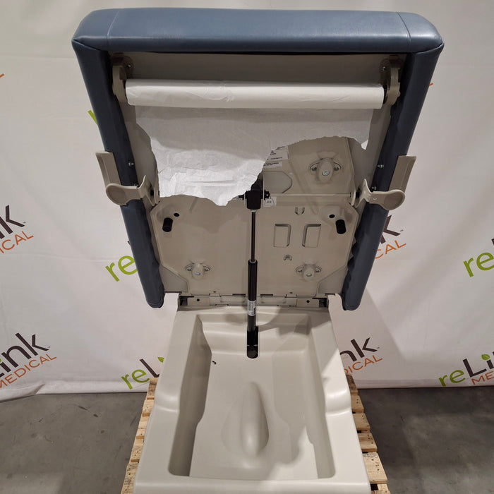 Midmark 204 Exam Table