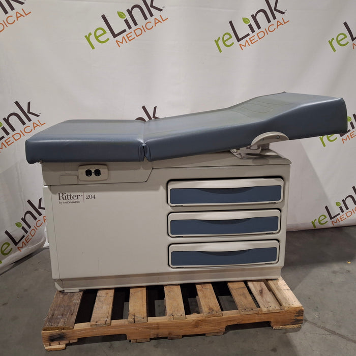 Midmark Midmark 204 Exam Table Exam Chairs / Tables reLink Medical