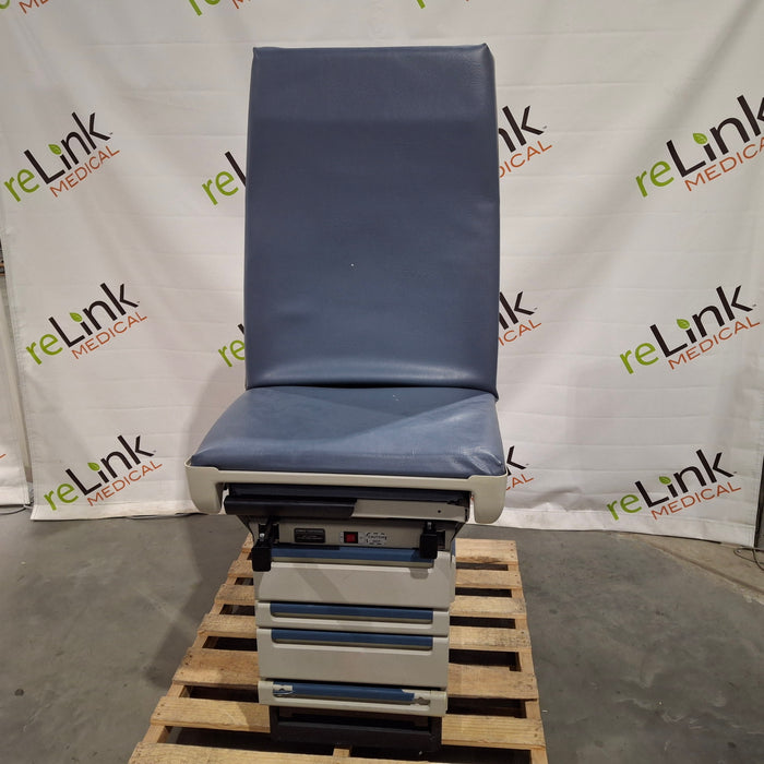 Midmark Midmark 404 Exam Table Exam Chairs / Tables reLink Medical