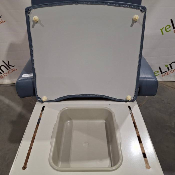 Midmark Midmark 204 Exam Table Exam Chairs / Tables reLink Medical