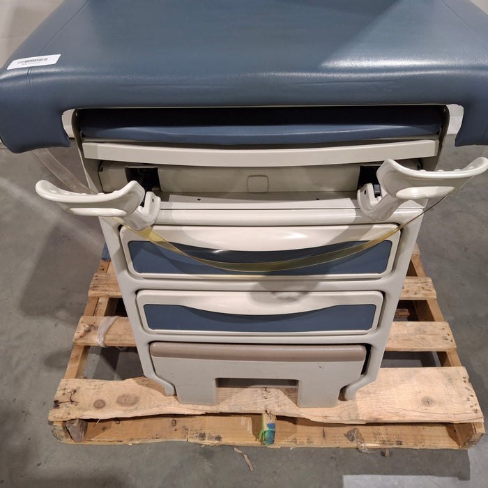 Midmark Midmark 204 Exam Table Exam Chairs / Tables reLink Medical