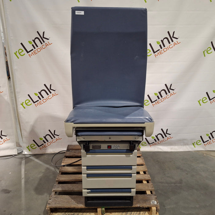 Midmark Midmark 404 Exam Table Exam Chairs / Tables reLink Medical