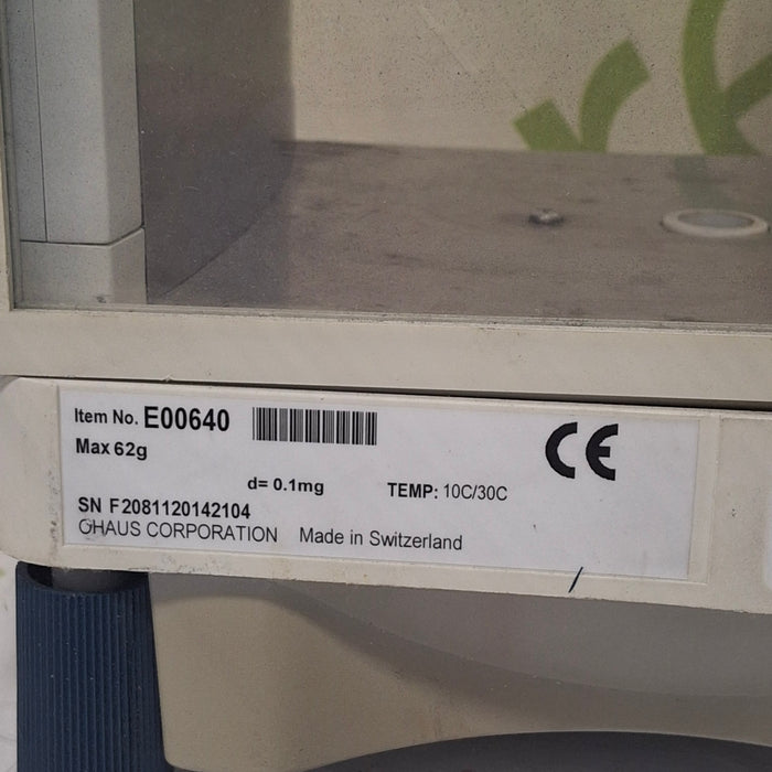 Ohaus Explorer E00640 Analytica Balance Scale