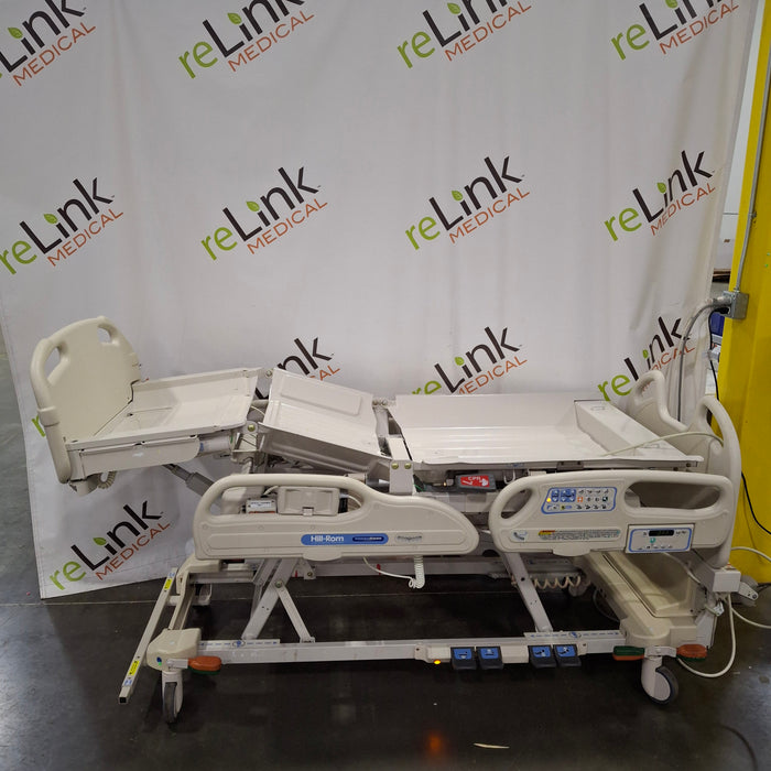 Hill-Rom Hill-Rom Versacare P3200 Bed Beds & Stretchers reLink Medical