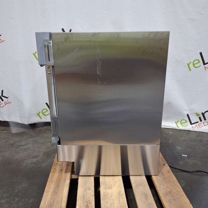 Follett Corp Performance Plus Refrigerator