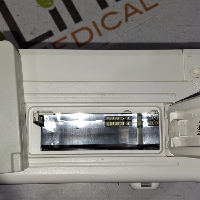 Philips IntelliVue X3 - Masimo Rainbow SpO2 Transport Patient Monitor