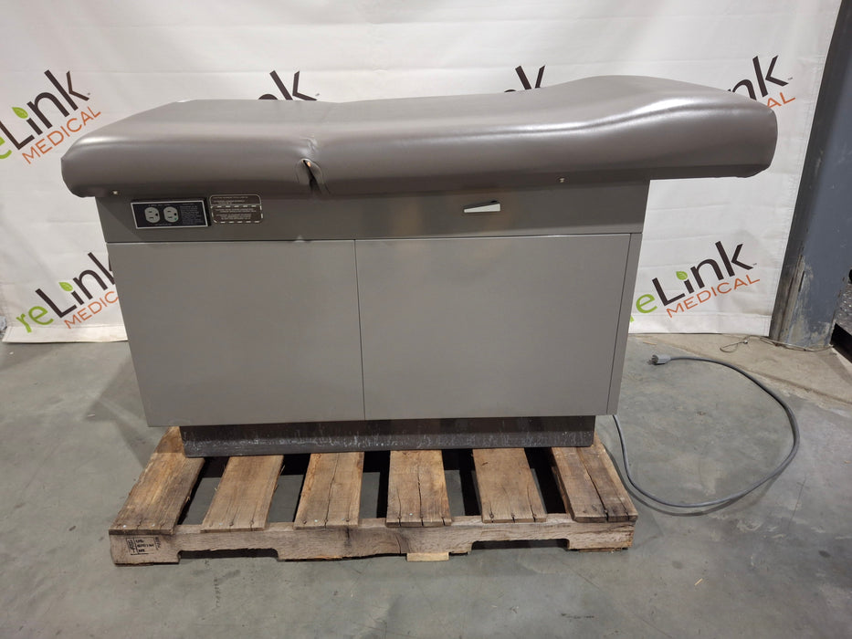 Midmark Midmark Ritter Model 104 Exam Table Exam Chairs / Tables reLink Medical