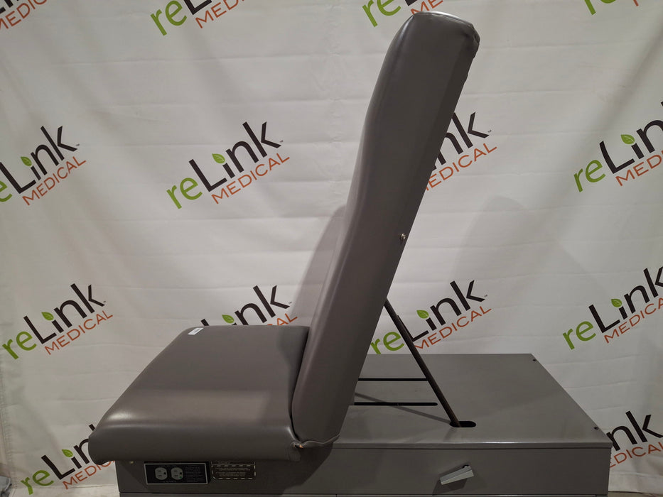 Midmark Midmark Ritter Model 104 Exam Table Exam Chairs / Tables reLink Medical