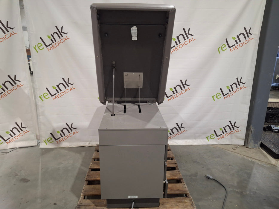 Midmark Midmark Ritter Model 104 Exam Table Exam Chairs / Tables reLink Medical