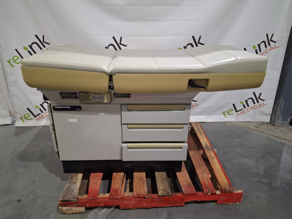 Midmark Midmark 404 Exam Table Exam Chairs / Tables reLink Medical