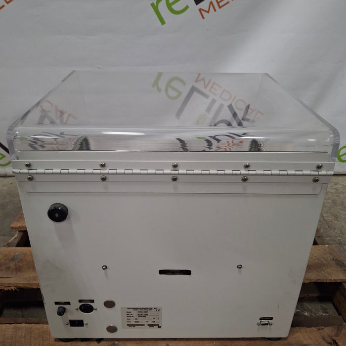 New Brunswick Scientific New Brunswick Scientific INNOVA 4000 Incubator Shaker Research Lab reLink Medical