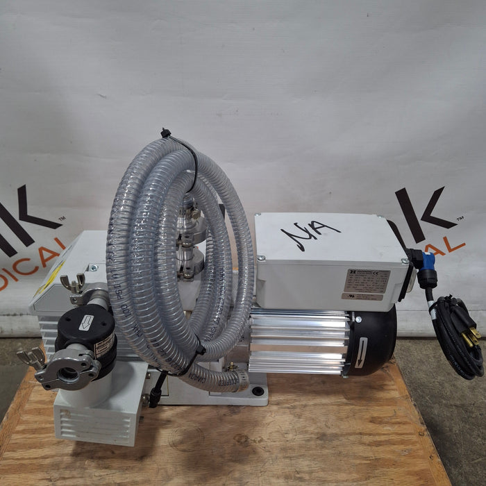 Leybold Leybold D8B Trivac Rotary Vane Dual Stage Vacuum Pump Industrial Equipment reLink Medical