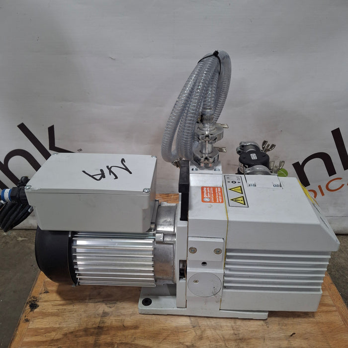 Leybold Leybold D8B Trivac Rotary Vane Dual Stage Vacuum Pump Industrial Equipment reLink Medical