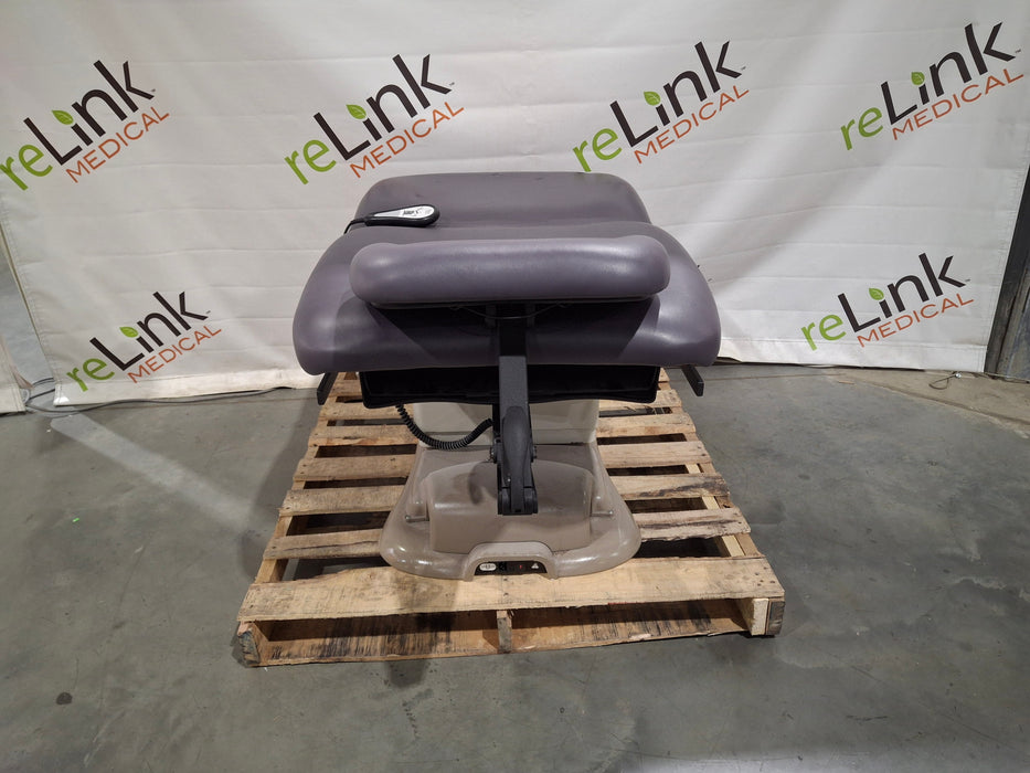 Midmark 230 Power Procedure Chair