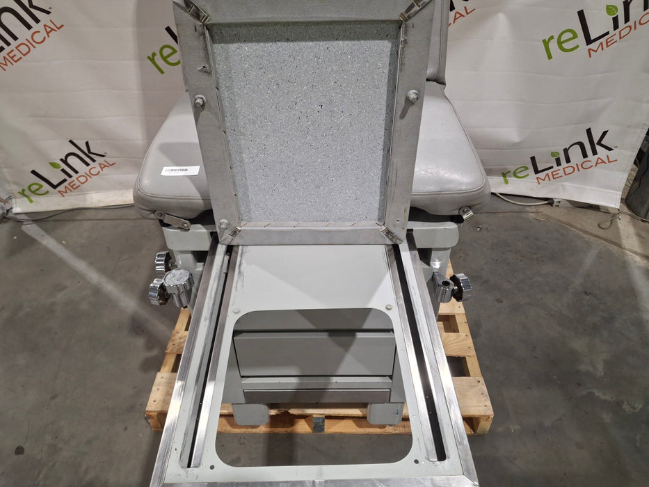 UMF Medical UMF Medical 5540 Exam Table Exam Chairs / Tables reLink Medical