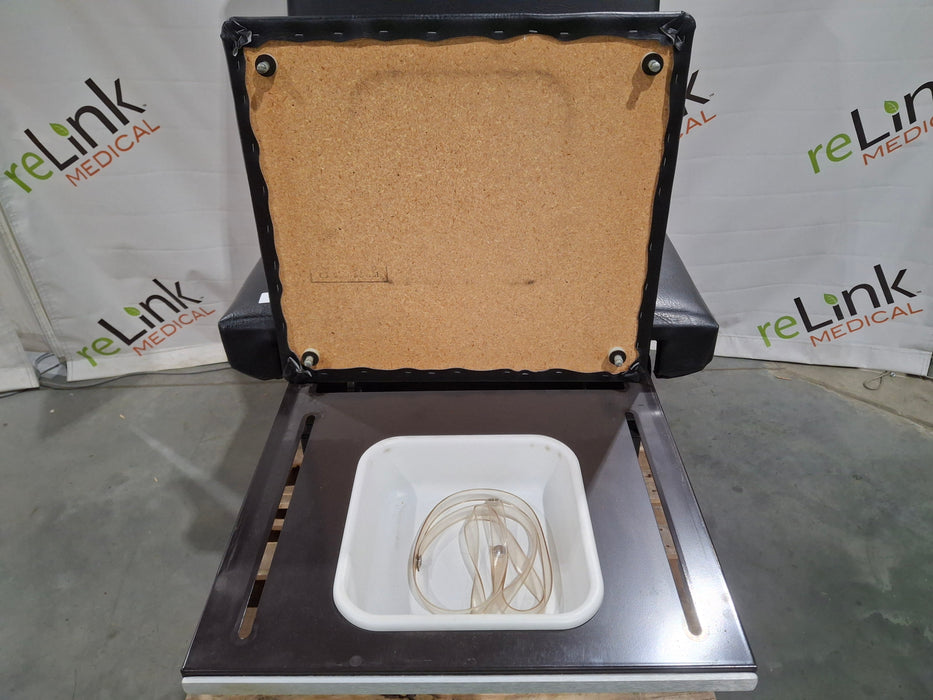 Midmark Midmark Ritter Model 104 Exam Table Exam Chairs / Tables reLink Medical