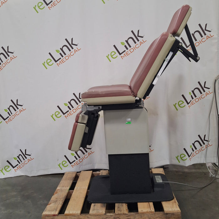 Midmark Midmark 411 Power Exam Table Exam Chairs / Tables reLink Medical
