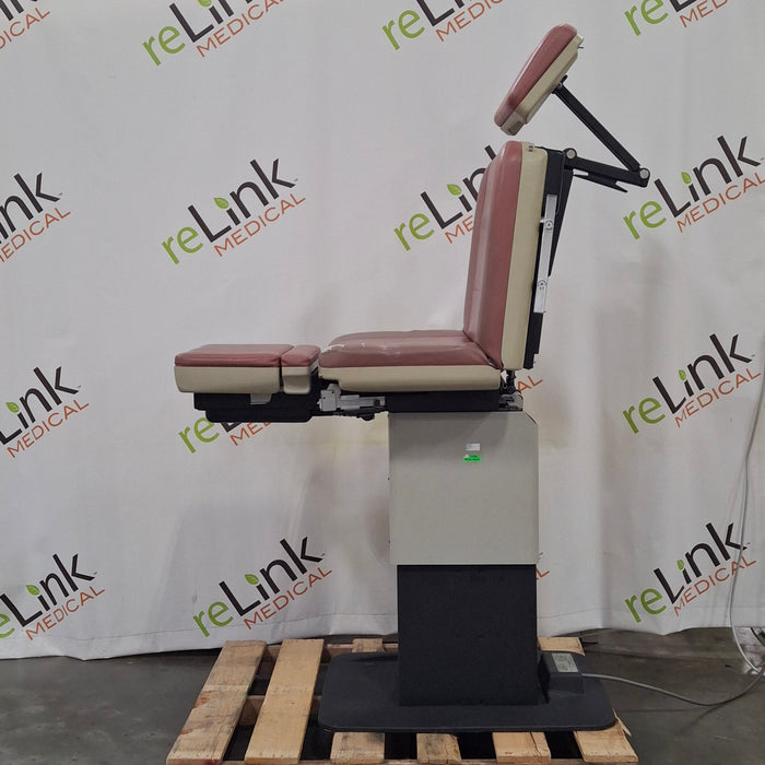 Midmark Midmark 411 Power Exam Table Exam Chairs / Tables reLink Medical