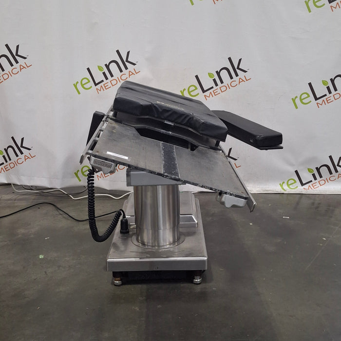 Skytron 6500HD Surgical Table
