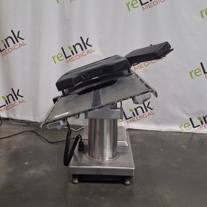 Skytron 6500HD Surgical Table