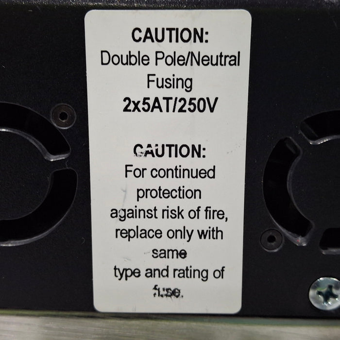Synthes, Inc. Synthes, Inc. 530.601 Universal Battery Charger Surgical Power Instruments reLink Medical