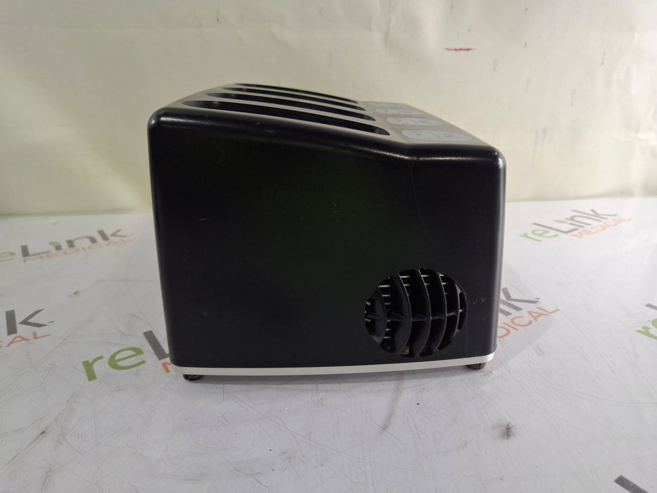 Synthes, Inc. Synthes, Inc. 05.001.204 Universal Battery Charger Surgical Instruments reLink Medical