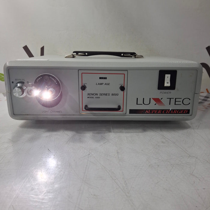 Luxtec Luxtec 9300 Xenon Series 9000 Light Source Surgical Equipment reLink Medical