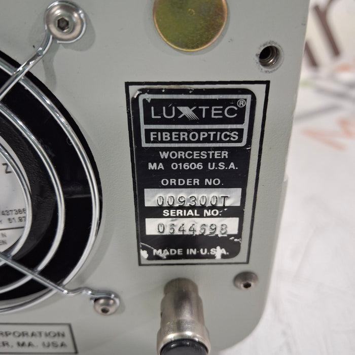 Luxtec Luxtec 9300 Xenon Series 9000 Light Source Surgical Equipment reLink Medical