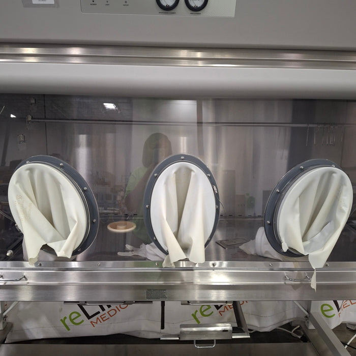 Nuaire Nuaire NU-PR797-600 Pharmagard Isolator Chamber Glovebox Research Lab reLink Medical