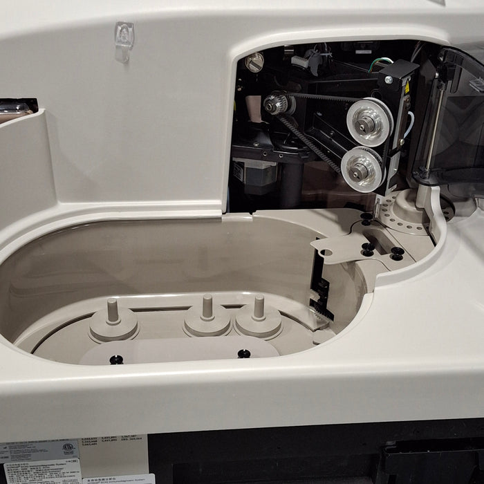 Ortho Clinical Diagnostics Ortho Clinical Diagnostics Vitros ECiQ Chemistry Analyzer Clinical Lab reLink Medical