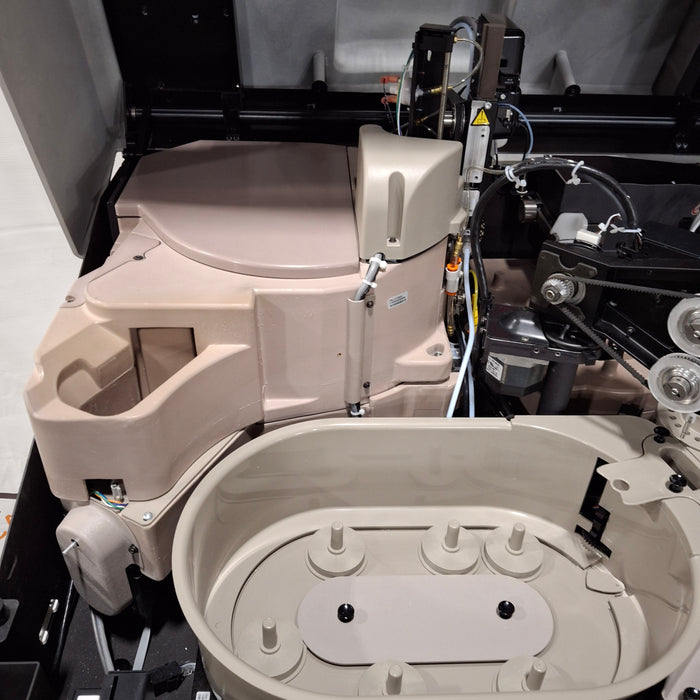 Ortho Clinical Diagnostics Ortho Clinical Diagnostics Vitros ECiQ Chemistry Analyzer Clinical Lab reLink Medical